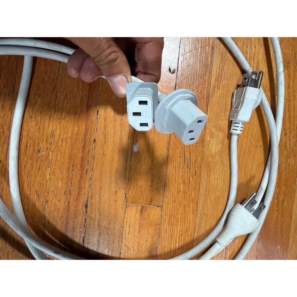Lot of 2 Heavy Duty 3-Prong Computer Monitor Power Cords NEMA 5-15P to IEC C13